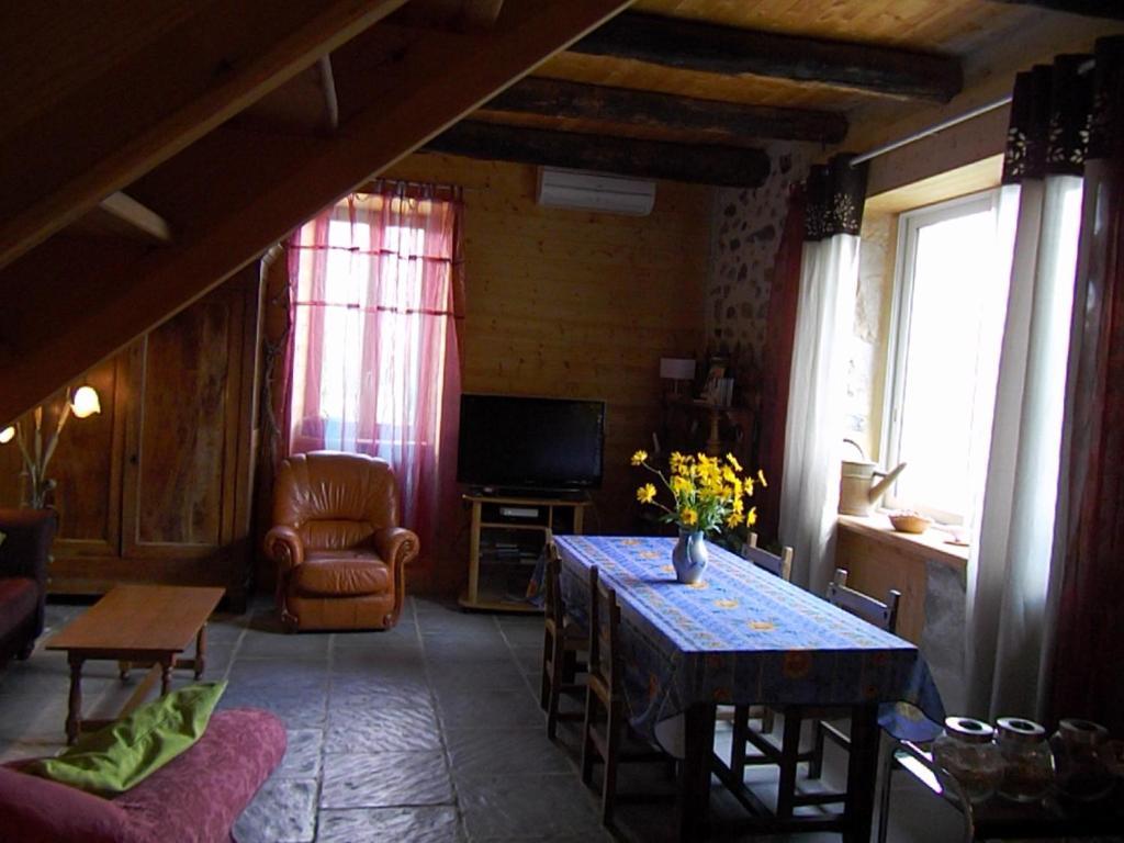 Chambres D'Hote Les Jardins De Prasserat Vallon-Pont-d'Arc Exterior photo